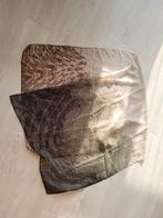 Mooie sjaal J.S Ondo, Kleding | Dames, Mutsen, Sjaals en Handschoenen, Ophalen of Verzenden