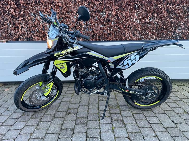 SHERCO 50cc SM RS bj2020 11d km’s, Fietsen en Brommers, Brommers | Overige merken, Zo goed als nieuw, Ophalen