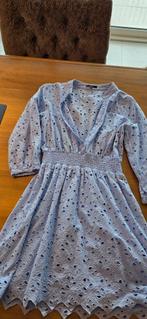 Lichtblauw jurkje merk Nikki maat 40, Vêtements | Femmes, Robes, Enlèvement, Taille 38/40 (M)