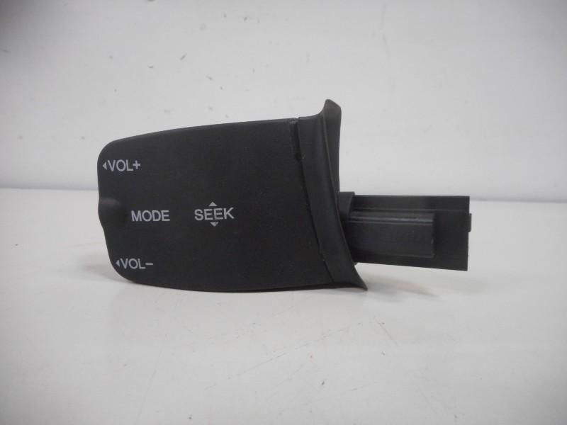 RADIOBEDIENING PANEEL Ford Kuga I (01-2008/11-2012), Gebruikt, Ford