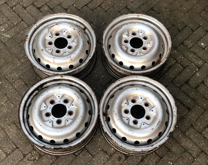 Velgen g klasse W460 16” met banden michelin alpim, Auto-onderdelen, Banden en Velgen, Banden en Velgen, Winterbanden, 16 inch