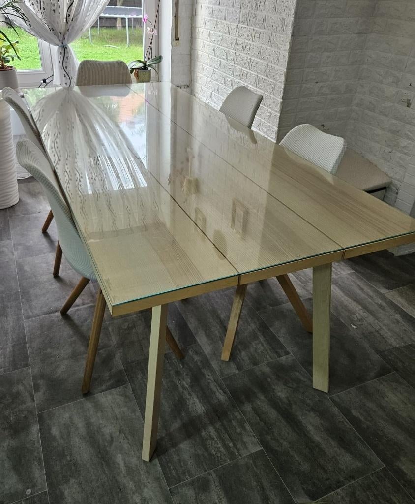 eettafel goede staat van ikea, Huis en Inrichting, Tafels | Eettafels, Ophalen, 50 tot 100 cm, Zo goed als nieuw, Vijf personen of meer