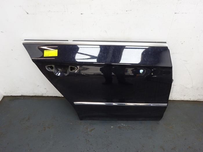 Portière 4portes arrière droite d'un Volkswagen Passat (LC, Autos : Pièces & Accessoires, Carrosserie & Tôlerie, Porte, Volkswagen