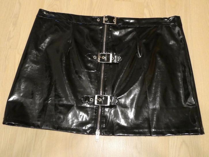 Boucles de jupe en PVC noir, Vêtements | Femmes, Jupes, Comme neuf, Noir, Enlèvement ou Envoi