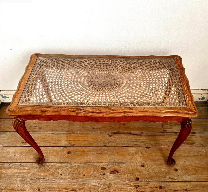 Table basse en rotin sous verre - Style Louis VX, Maison & Meubles, Accessoires pour la Maison | Autre, Utilisé, Enlèvement