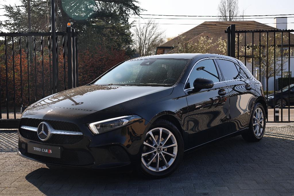 Mercedes-Benz A 180 i Automaat | 12/2018, Auto's, Mercedes-Benz, Bedrijf, Te koop, A-Klasse, Airconditioning, Bluetooth, Elektrische ramen