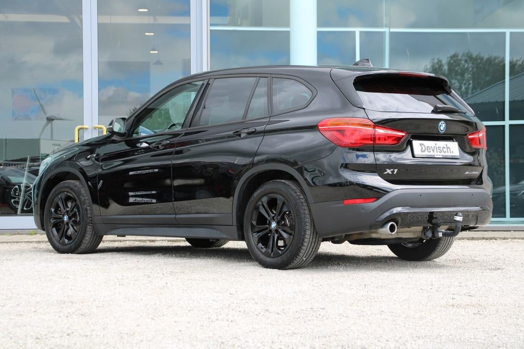 BMW X1 (F48) 1.5 PLUG-IN X-Drive 25e 220PK *LEDER*TREKHAAK*, Achat, Entreprise, Noir, 5 portes