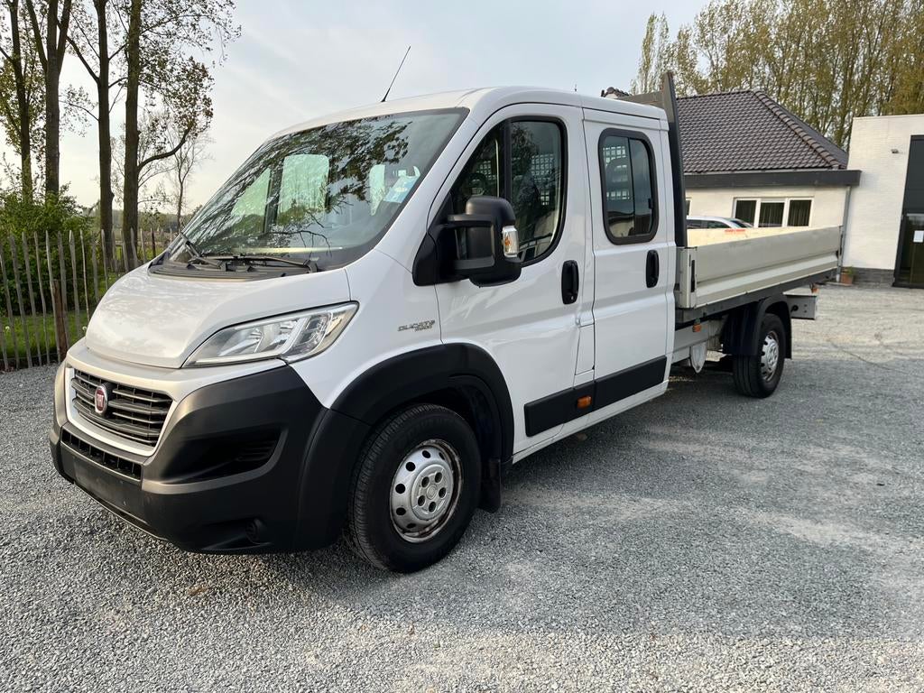 Fiat ducato laadbak dubbele cabine, Auto's, 4 deurs, Euro 6, Bedrijf, Dealer onderhouden