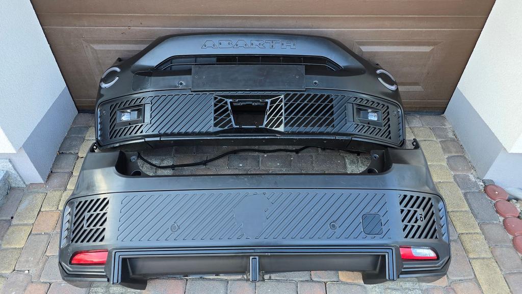 Voorbumper Achterbumper FIAT 600 600E ABARTH SPORT 24-, Gebruikt, -, Ophalen of Verzenden, Bumper