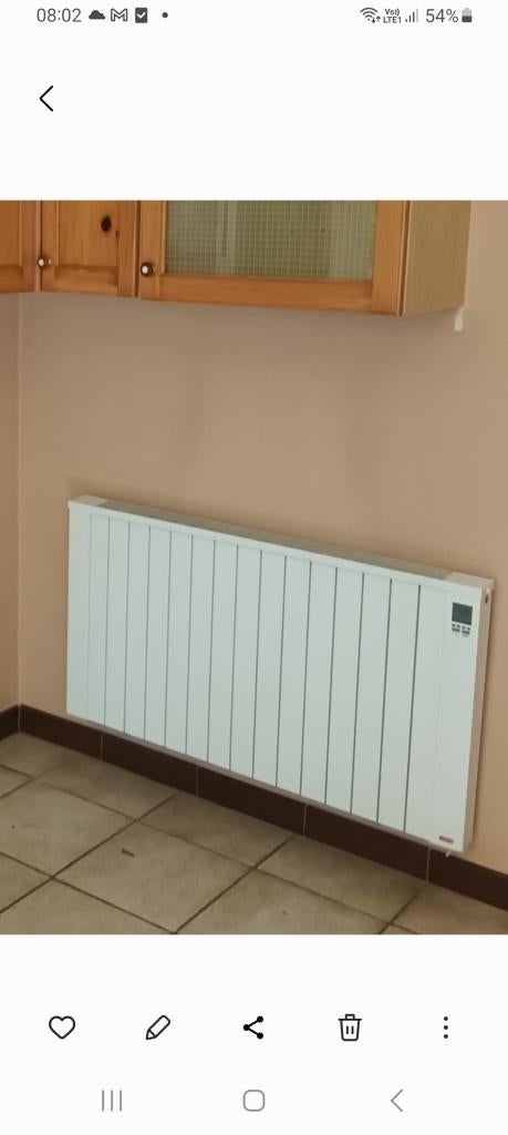 Radiateur électrique à inertie, 800 watts ou plus, Enlèvement, Utilisé, Radiateur