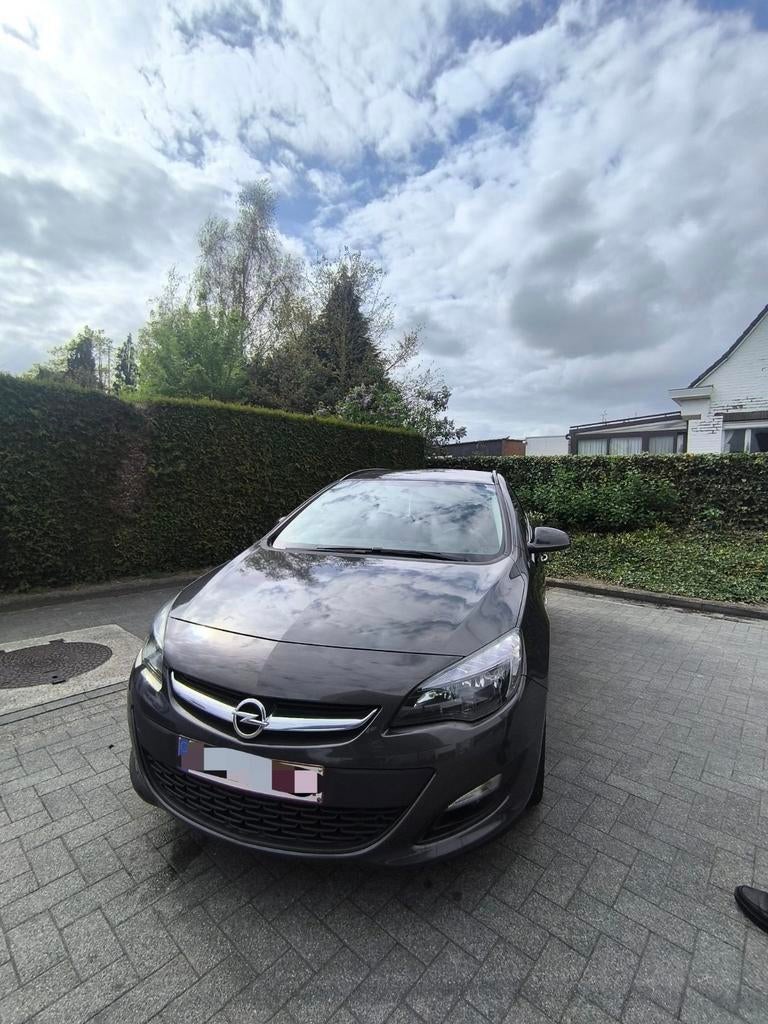 Opel Astra 1.6 CDTI DPF ecoFLEX

Sports TourerStart/Stop, Auto's, Particulier, Te koop, Astra