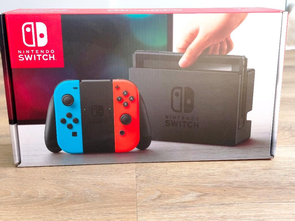 Nintendo Switch + 3 games + accessoires - Uitstekende staat, Met games, Met 2 controllers, Zo goed als nieuw, Ophalen