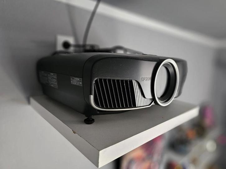 EPSON EH-TW9300, TV, Hi-fi & Vidéo, Projecteurs vidéo, Utilisé, LCD, Full HD (1080), Enlèvement ou Envoi