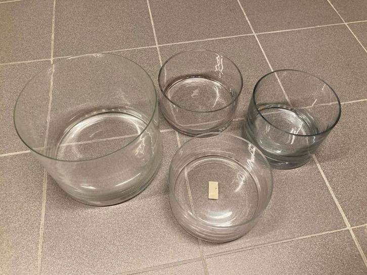 glazen vazen / kommen / schalen : 4 stuks, Maison & Meubles, Accessoires pour la Maison | Vases, Comme neuf, Verre, Enlèvement