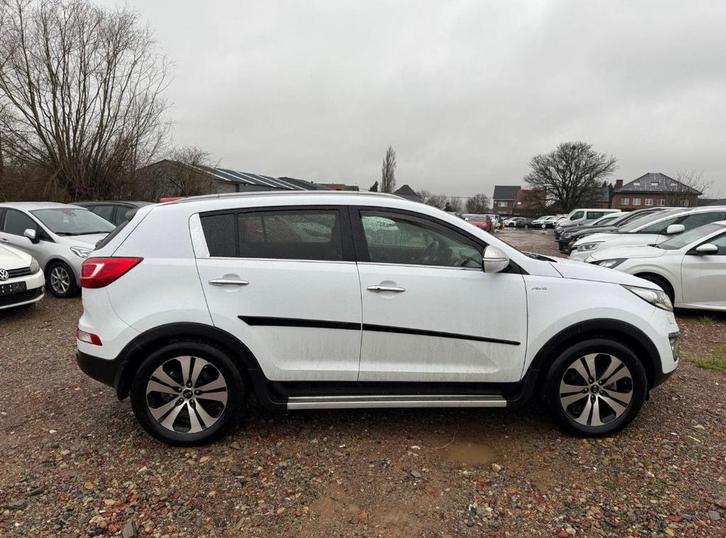 Kia Sportage 2.0 CRDI 4x4 155000 km 07/2011 euro5, Auto's, Kia, Sportage, 4x4, ABS, Achteruitrijcamera, Airbags, Airconditioning
