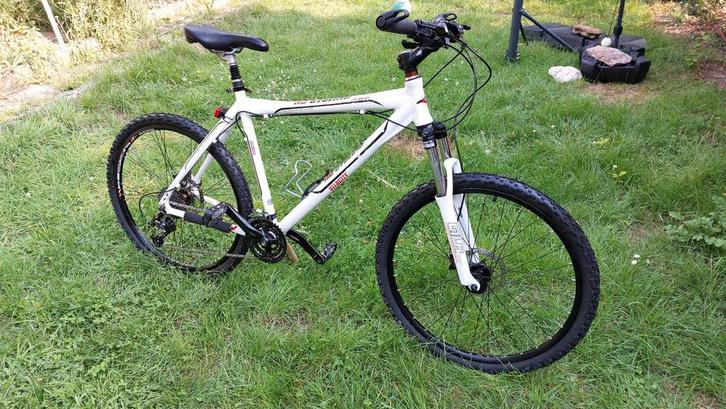 Vtt de sport KS Cycling velo city., Vélos & Vélomoteurs, Vélos | VTT & Mountainbikes, Enlèvement