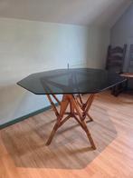 Table en verre avec pieds en rotin, 100 à 150 cm, Quatre personnes, Enlèvement, Utilisé