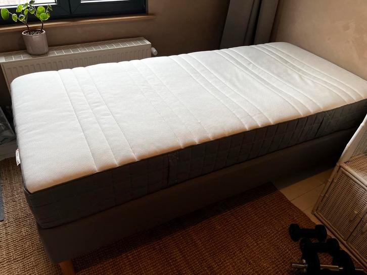 Boxspring 1 persoons Ikea, Huis en Inrichting, Slaapkamer | Boxsprings, Eenpersoons, Ophalen