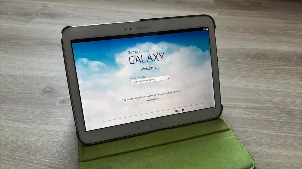 Samsung galaxy tab3 p5210 met hoes, Computers en Software, 10 inch, P5210, Gebruikt, Uitbreidbaar geheugen