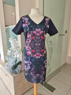 VILA JOY kleed, Ophalen of Verzenden, Maat 38/40 (M)