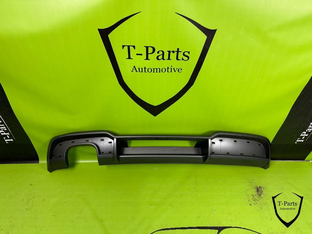 diffuseur de pare-chocs arri re Audi A3 8V5807521S S-Line, Pare-chocs, AUDI AG, Auto-Union-Strasse 1
85045  Ingolstadt, DE, Audi