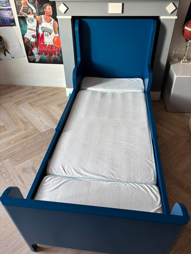 Lit extensible IKEA BUSUNGE + Matelas VYSSA SOMNAT, Enfants & Bébés, Chambre d'enfant | Lits, Comme neuf, 180 cm ou plus, 85 à 100 cm