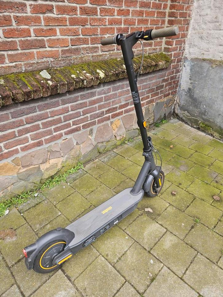 Ninebot g30 max, Fietsen en Brommers, Steps, Ophalen