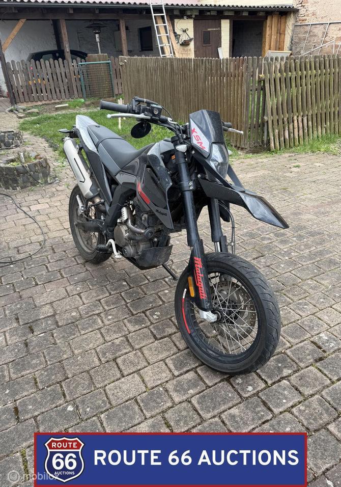 Malaguti XSM 125 | 2024 | Route 66 Auctions, Autos, Autos Autre, Achat, Entreprise, Boîte manuelle, Autre carrosserie