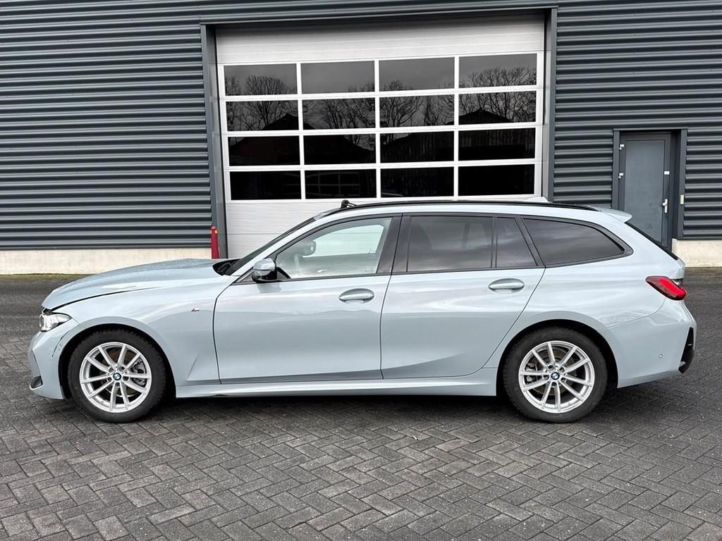 BMW 3-serie 320d, M-pakket, head up, panoramadak, 360 camera, Autos, BMW, Achat, 4 portes, Entreprise, Noir