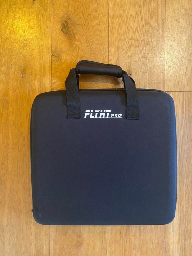 Flyht Pro hardcase voor controllers, Computers en Software, Laptoptassen, Zo goed als nieuw, Ophalen