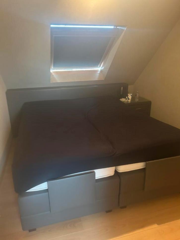 Electrische boxspring, Huis en Inrichting, Slaapkamer | Boxsprings, Gebruikt, 180 cm, 220 cm, Tweepersoons, Grijs, Ophalen