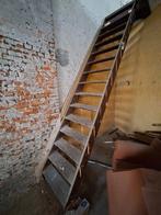 GRATIS; oude houten trap, Ophalen, Gebruikt, Trap, 2 tot 4 meter