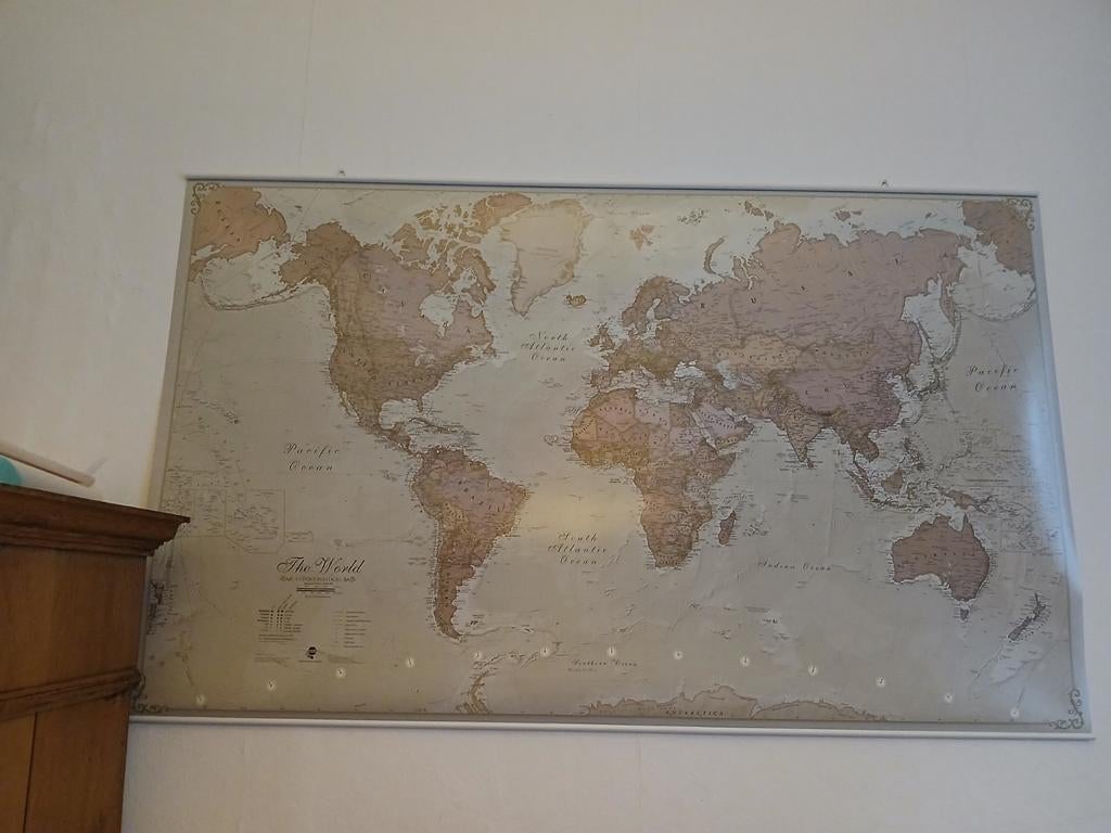 Poster carte du  monde Antique Political, Antiquités & Art, Enlèvement