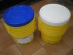 grote plastiek  emmers (20 l) met 2 handvaten en deksel, Ophalen, Zo goed als nieuw, Met deksel