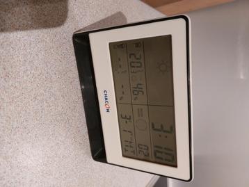 Weerstation en klok       µah beschikbaar voor biedingen