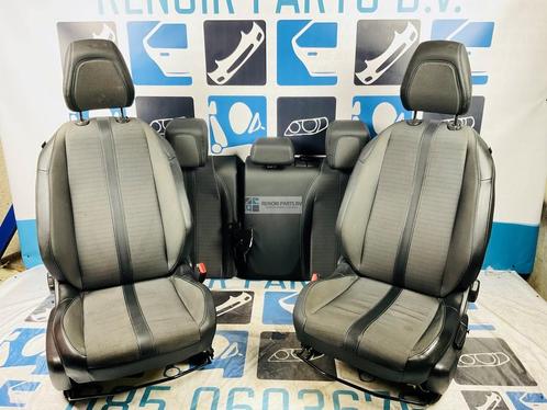Interieur Peugeot 208 2019 2023 Allure Stoelen 1-Q1-5451, Auto-onderdelen, Interieur en Bekleding, Gebruikt, Ophalen of Verzenden