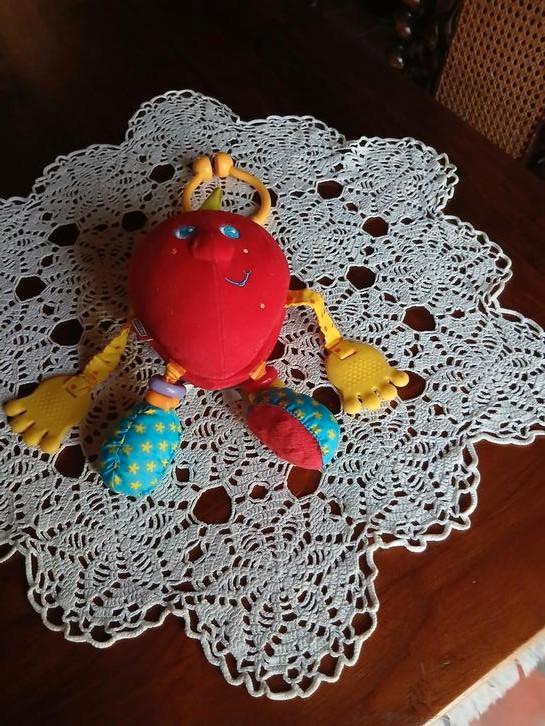 leuk zachte knuffel rammelaar kleurrijk, goede staat, Kinderen en Baby's, Speelgoed | Babyspeelgoed, Gebruikt, Rammelaar, Ophalen of Verzenden
