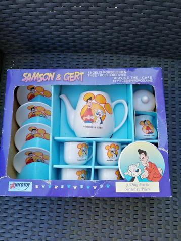 Porseleinen speelgoedkoffieserviesje Samson en Gert beschikbaar voor biedingen