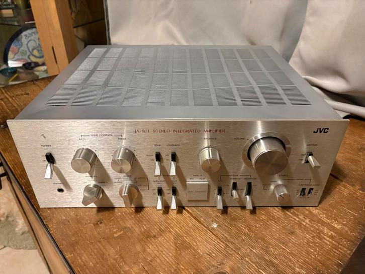 AMPLIFICATEUR MONSTRE VINTAGE JVC JA S71 2x85 watts RMS, TV, Hi-fi & Vidéo, Amplificateurs & Ampli-syntoniseurs, Stéréo, 60 à 120 watts