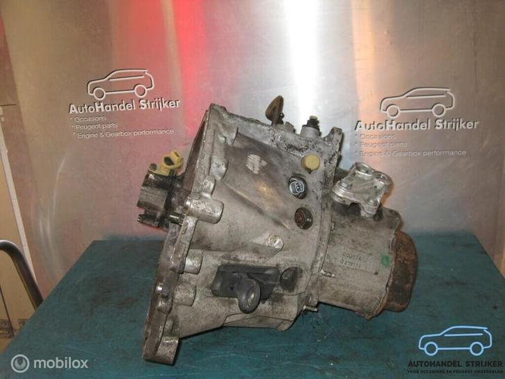 Gereviseerde 5-versnellingsbak 20dm74 Peugeot 307 ('01-'07), Auto-onderdelen, Transmissie en Toebehoren, Peugeot, Gereviseerd