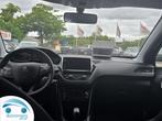 Peugeot 208 PREMIUM PACK carplay/navi/parkeersensoren/..., Auto's, 0 kg, Euro 6, 1199 cc, Zwart