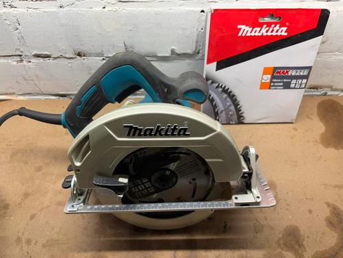 Makita cirkelzaag zo goed als nieuw, Doe-het-zelf en Bouw, Gereedschap | Zaagmachines, Zo goed als nieuw, Cirkelzaag, Ophalen