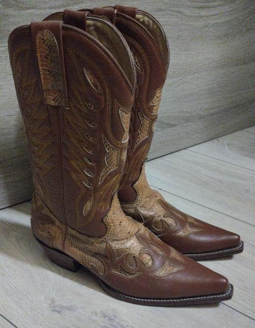 1 paar cowboylaarzen voor dames, Vêtements | Femmes, Chaussures, Neuf, Bottes hautes, Enlèvement ou Envoi