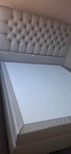 Led boxspring 180x200 met matras die heel goed nog staat., Ophalen