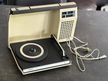 Vintage portable pickup platenspeler Philips  beschikbaar voor biedingen
