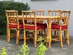 Tafel en stoelen van bamboe en rotan uit de jaren 80, Ophalen