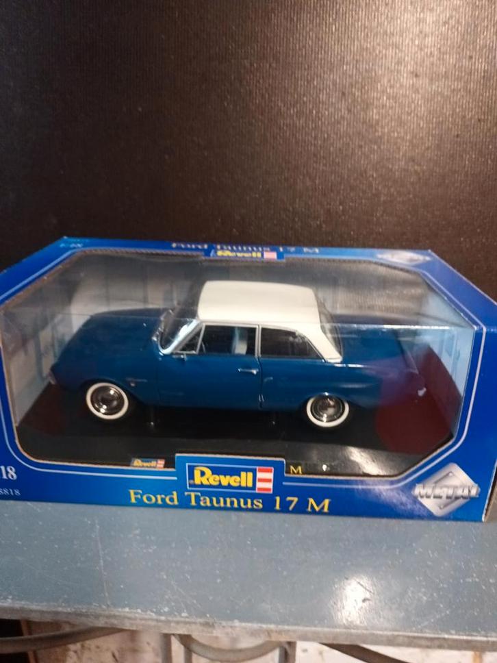 Maquette Ford Taunus 17m à l'échelle 1/18., Hobby & Loisirs créatifs, Voitures miniatures | 1:18, Revell, Enlèvement ou Envoi