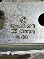 (VR) VW Volkswagen Golf 7 5G motorkap scharnier links rechts, Utilisé, Volkswagen, Enlèvement ou Envoi