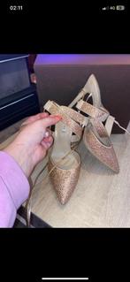 Guess hakken maat 40, Kleding | Dames, Schoenen, Guess, Verzenden, Zo goed als nieuw, Schoenen met hoge hakken