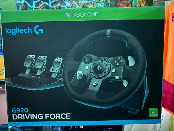 Logitech g920 race stuur + Schakelpook Zeer nette staat!!, Games en Spelcomputers, Spelcomputers | Xbox | Accessoires, Zo goed als nieuw
